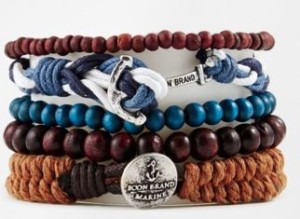 layered nautical bracets